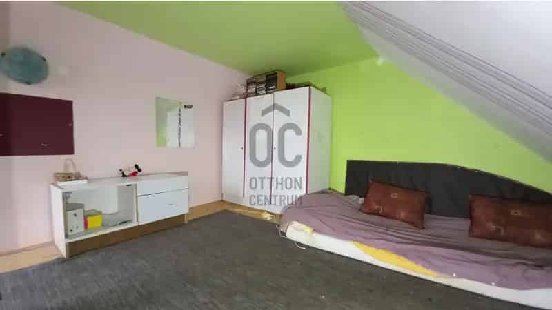 Szekszárdi eladó családi ház, H500407
