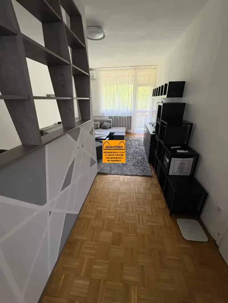 Kiadó téglalakás - Nyíregyháza