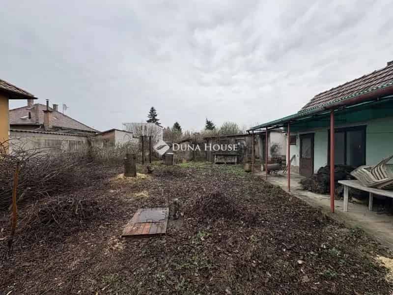 Ház Kiadó , Vecsési járás, Közép-Magyarország