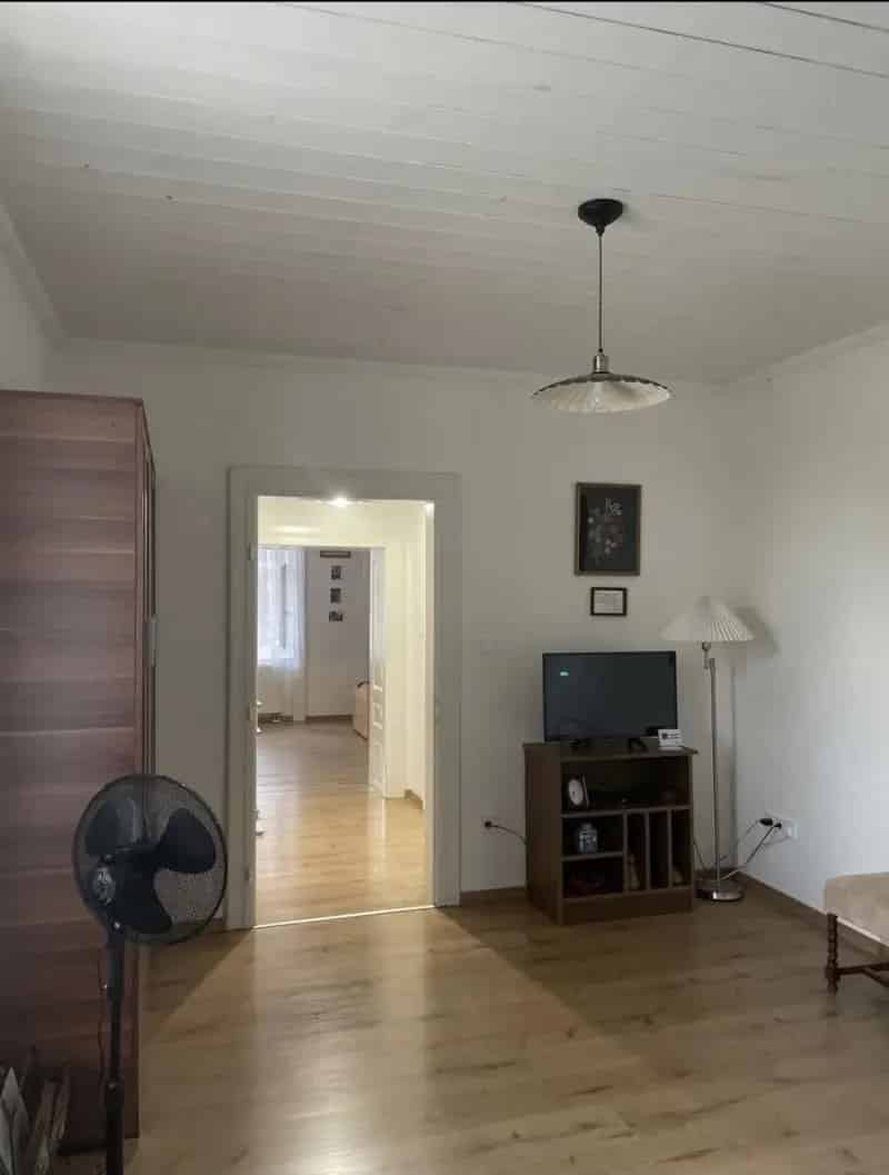 Ház Kiadó , Székesfehérvári járás, Dunántúl