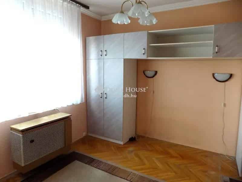 Lakás Eladó , Szombathely, Dunántúl