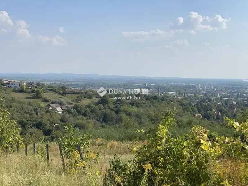Telek Eladó , Vác, Közép-Magyarország