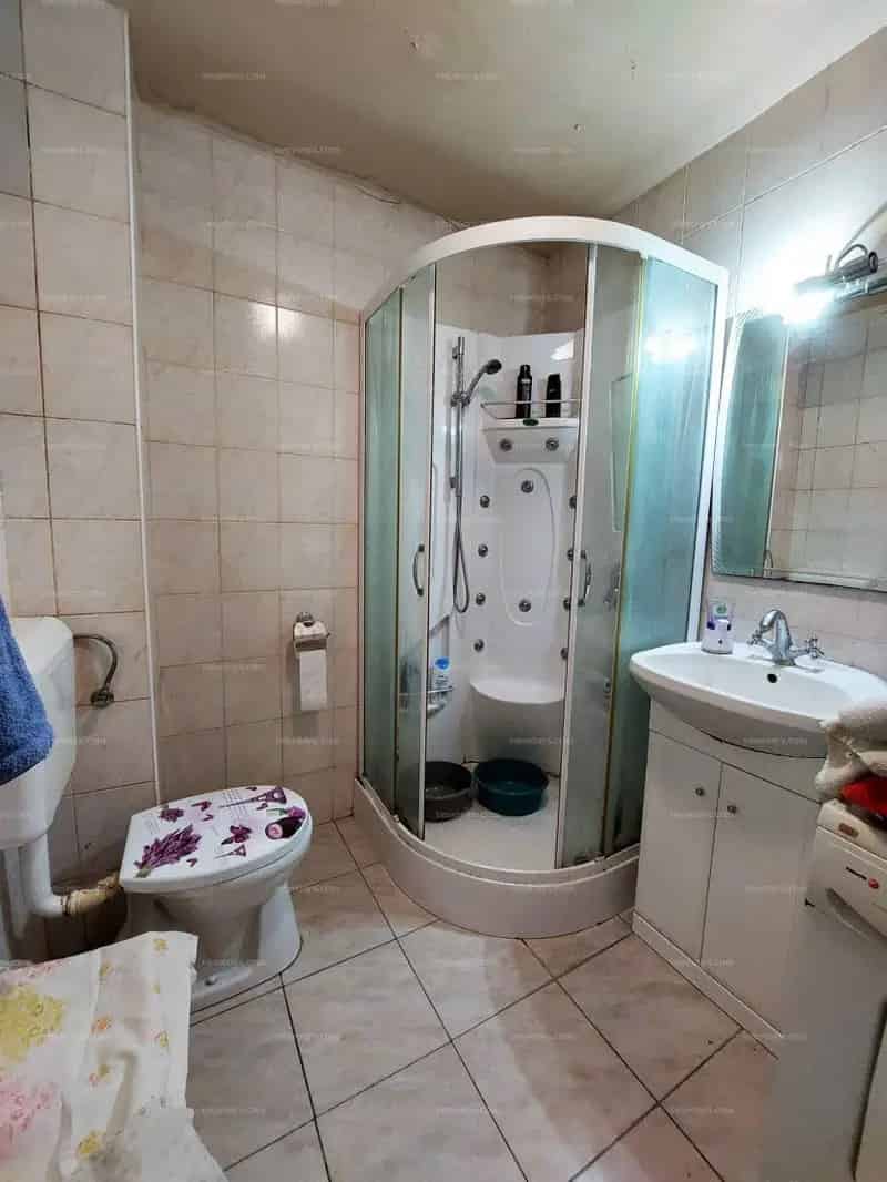 Ház Kiadó , Esztergomi járás, Dunántúl