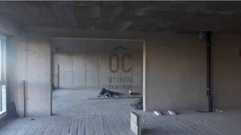 Győri eladó kereskedelmi ingatlan, UZ018103