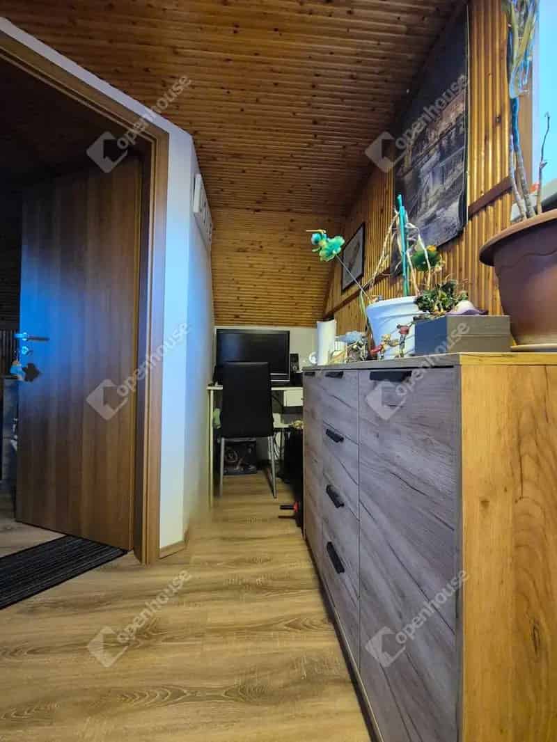 Ház Kiadó , Nagykátai járás, Közép-Magyarország