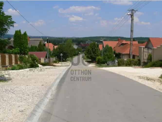 Pákozdi eladó telek, H446207