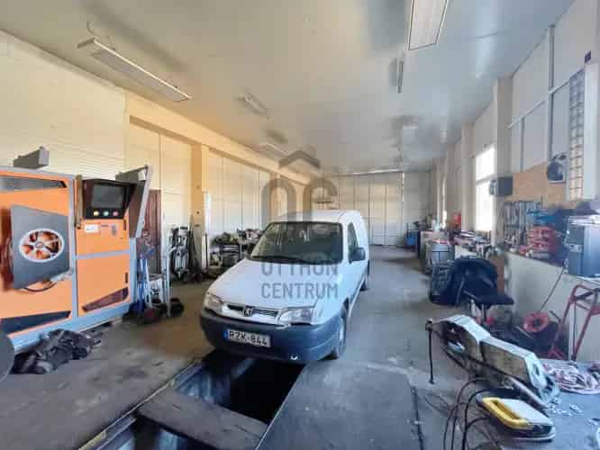 Budapest X. kerületi kiadó kereskedelmi ingatlan, UZ015722