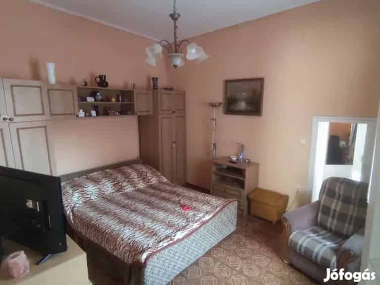 Eladó családi ház Tapolca központjához közeli utcájában! - Tapolca, Ház - Jófogás Ingatlan