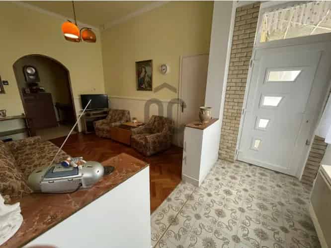 Sárvári eladó sorház 90m2 garázzsal