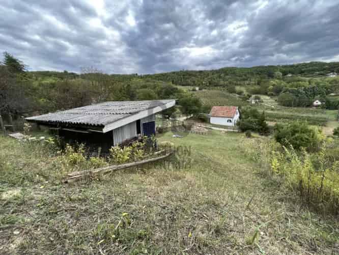Szekszárdi eladó telek, T037896