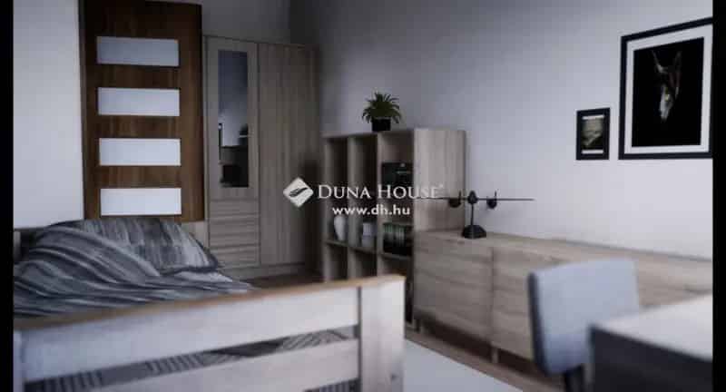 Ház Kiadó , Budapest, Közép-Magyarország