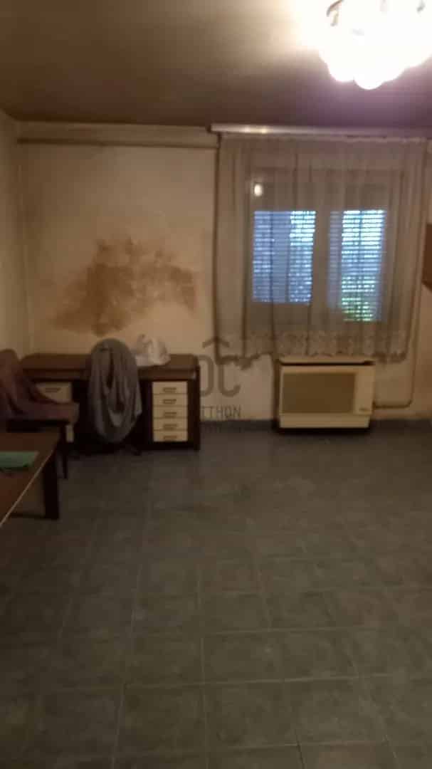 Ház Kiadó , Monori járás, Közép-Magyarország