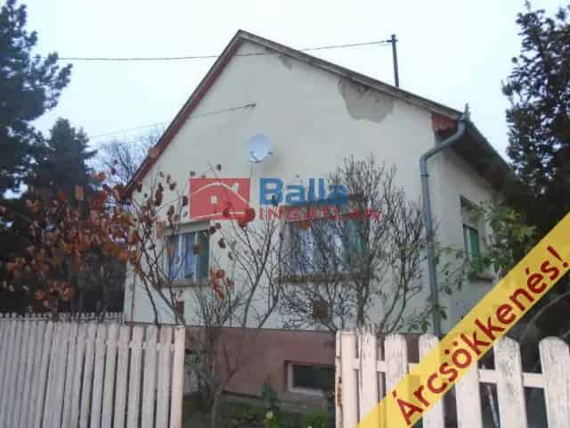 Tiszakécske családi ház eladó 100m² 2 1 félszoba