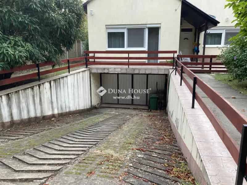 Ház Eladó , Budapest, Közép-Magyarország