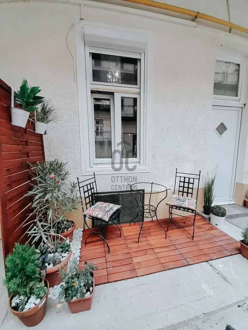 Lakás Kiadó , Budapest, Közép-Magyarország