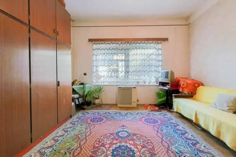 Felujitando csaladhaz Rakoszentmihalyon nagy kertel