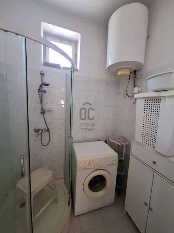 Ház Kiadó , Budapest, Közép-Magyarország