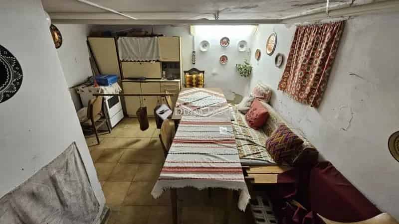 Ház Kiadó , Paksi járás, Dunántúl