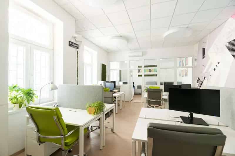 Eladó kiváló állapotú lakásiroda