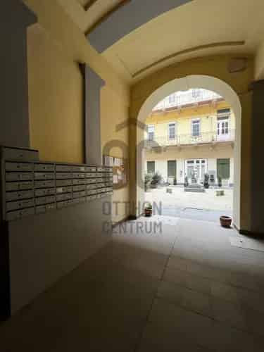 Budapest V. kerületi eladó lakás, H495911