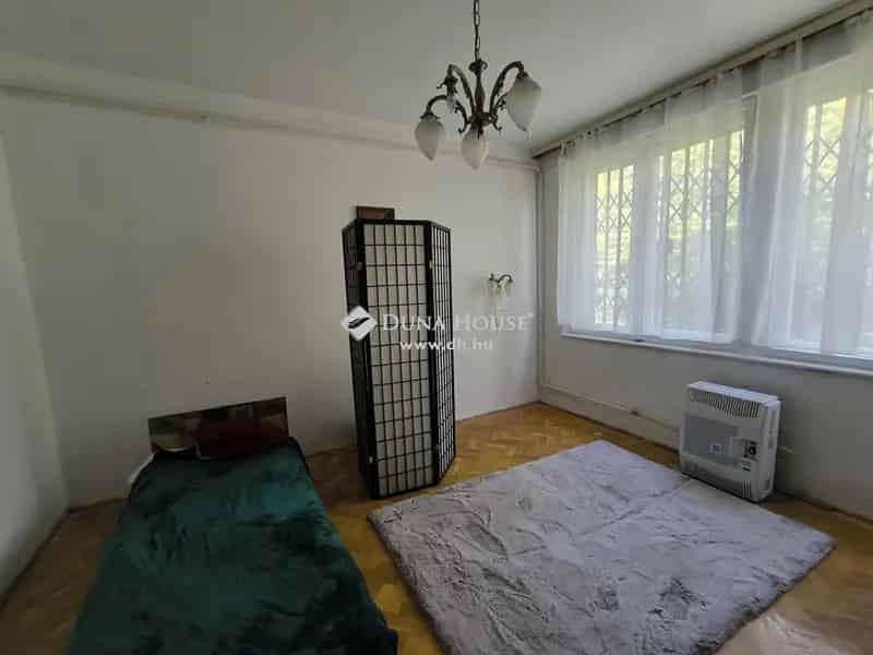 Ház Eladó , Budapest, Közép-Magyarország