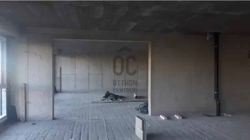 Győri eladó kereskedelmi ingatlan, UZ018188