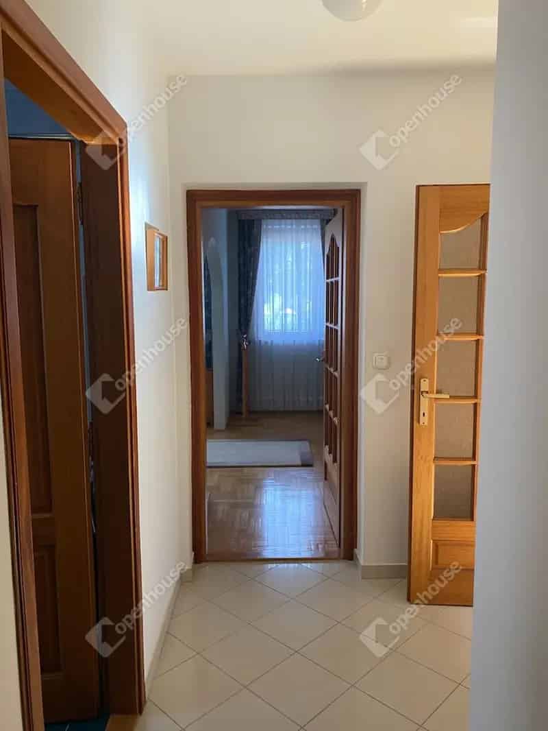 Ház Kiadó , Győri járás, Dunántúl