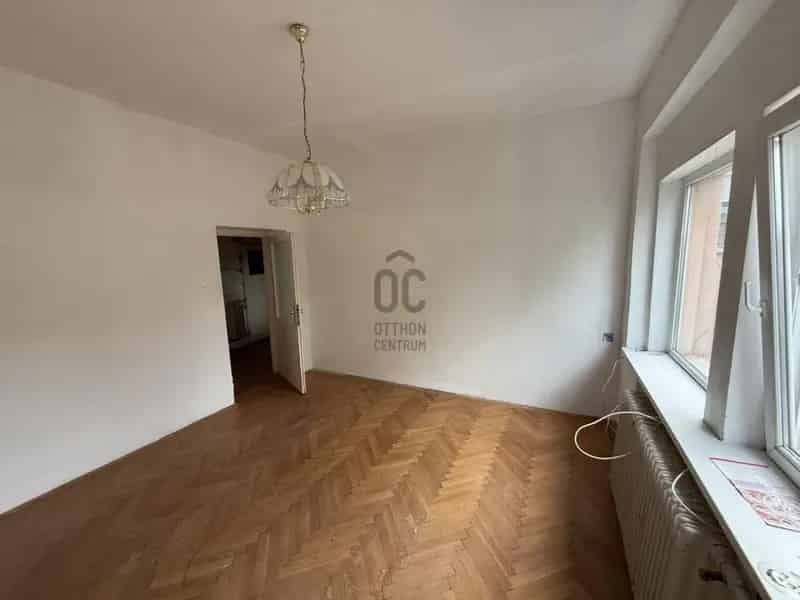 Ház Kiadó , Budapest, Közép-Magyarország