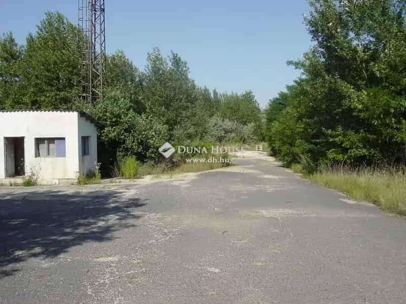 Telek Eladó , Bicske, Dunántúl