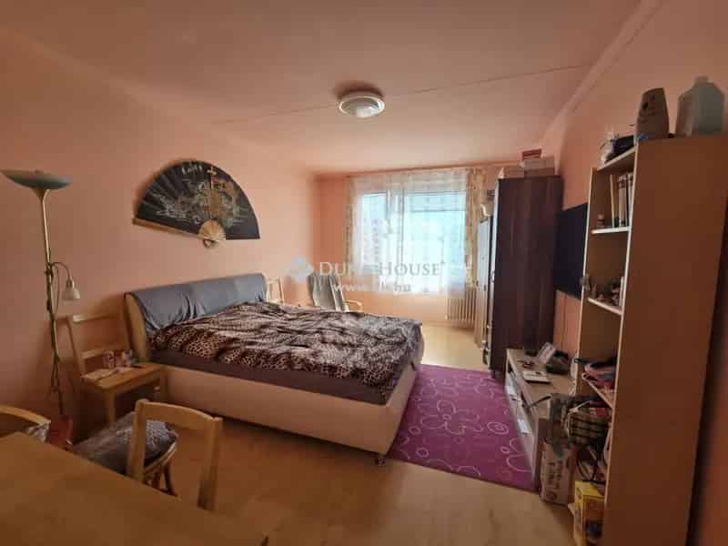 Lakás Eladó , Debrecen, Alföld és Észak