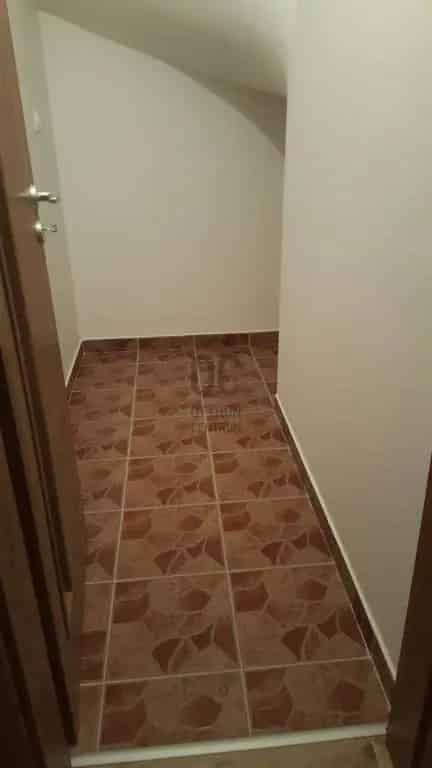 Ház Kiadó , Budapest, Közép-Magyarország