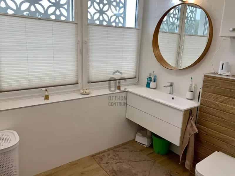 Ház Kiadó , Gödöllői járás, Közép-Magyarország