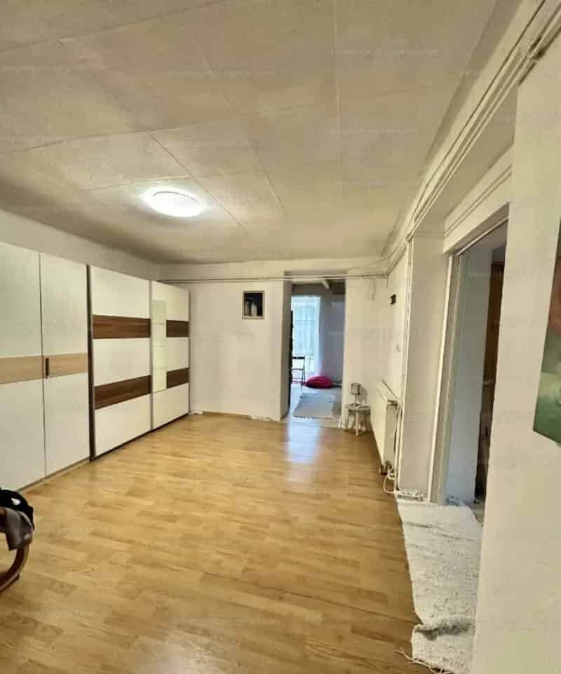 Ház Kiadó , Tapolcai járás, Dunántúl