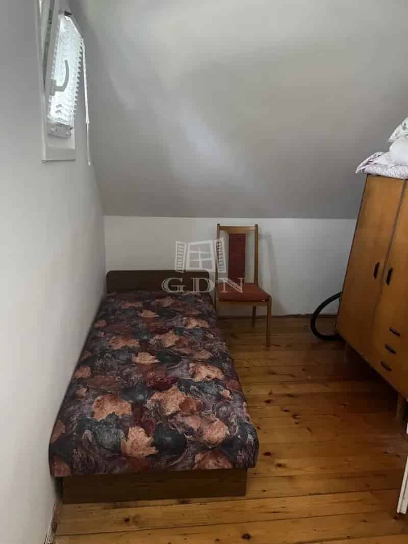 Ház Kiadó , Tapolcai járás, Dunántúl