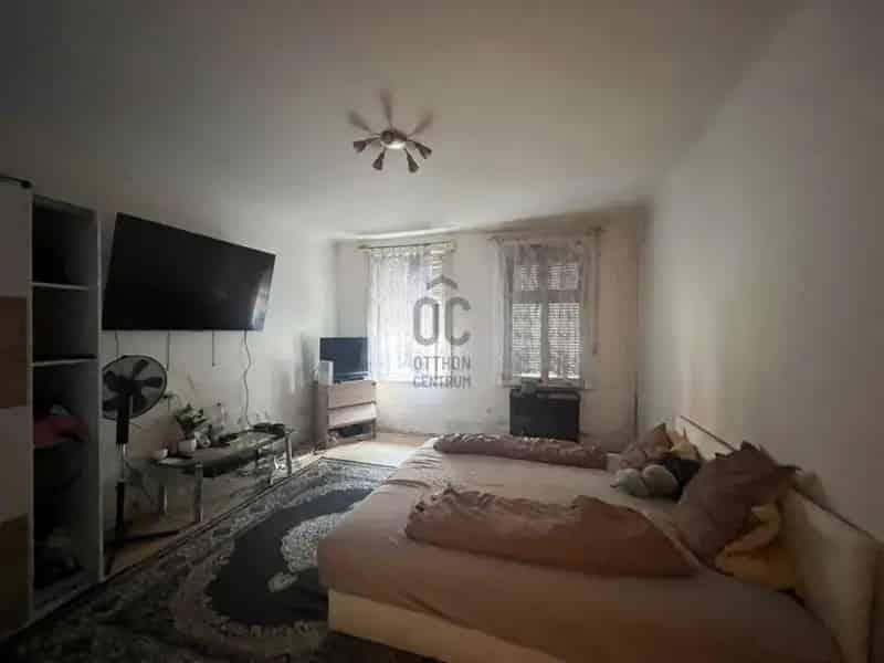 Ház Kiadó , Budapest, Közép-Magyarország