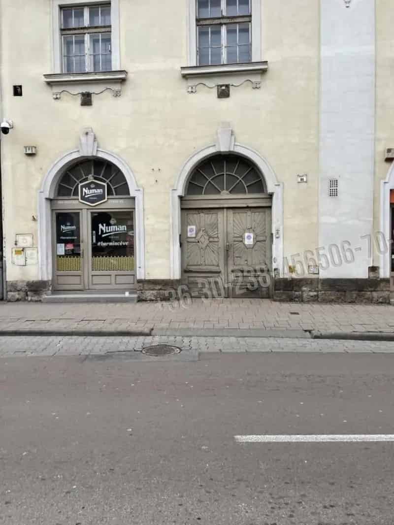 Eger Széchenyi utca 18 nm-es garázs eladó