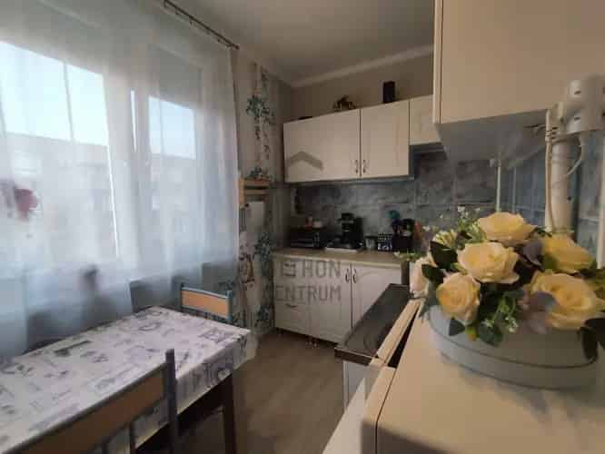 Nagykőrösi eladó panel lakás, H506473