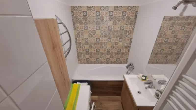 Pécs Kertváros 2 5 szobás bútorozott erkélyes lakás kiadó