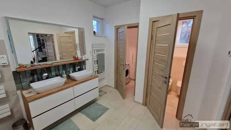 Ház Kiadó , Dunakeszi járás, Közép-Magyarország