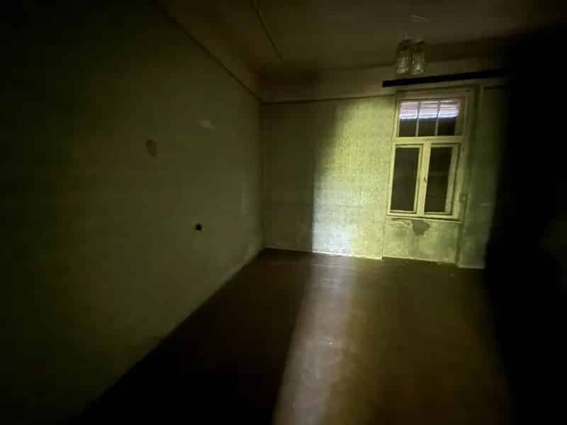 Ház Kiadó , Budapest, Közép-Magyarország
