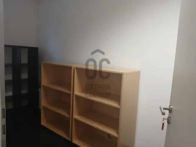 Gödöllői eladó kereskedelmi ingatlan, UZ018474