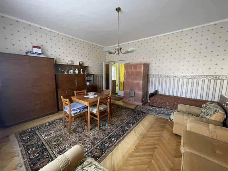 Ház Kiadó , Veszprémi járás, Dunántúl