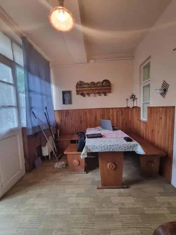Ház Kiadó , Pápai járás, Dunántúl