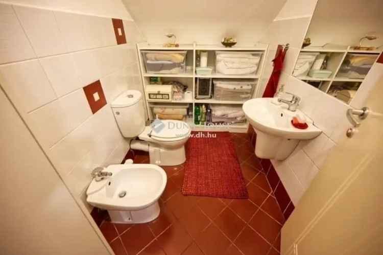 Ház Kiadó , Budakeszi járás, Közép-Magyarország