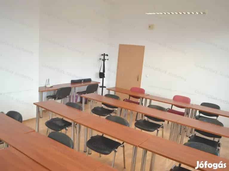 Szolnokon 37 nm-es, első emeleti iroda helyiség eladó! - Szolnok, Iroda, üzlethelyiség, ipari ingatlan - Jófogás Ingatlan