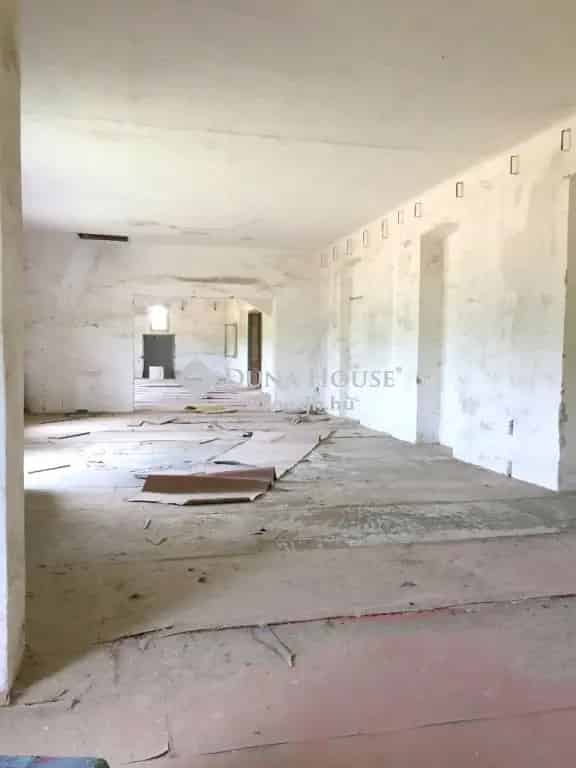Telek Eladó , Dabas, Közép-Magyarország