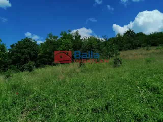 Váci panorámás telek eladó 16215 m² - Lke-1 besorolás