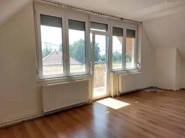 Ház Kiadó , Szolnoki járás, Alföld és Észak