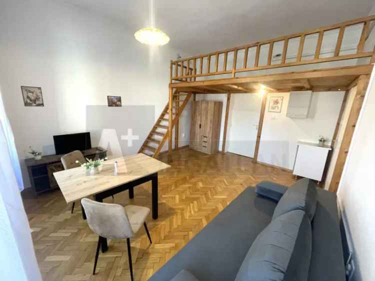 Szegedi Galériás Garzonlakás Kiadó