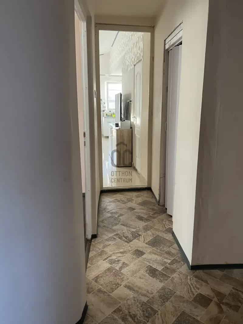 Ház Kiadó , Szolnoki járás, Alföld és Észak